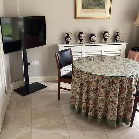 4 Cois Glaisin View *