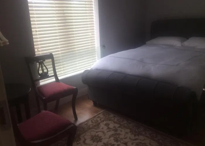 4 Cois Glaisin View *